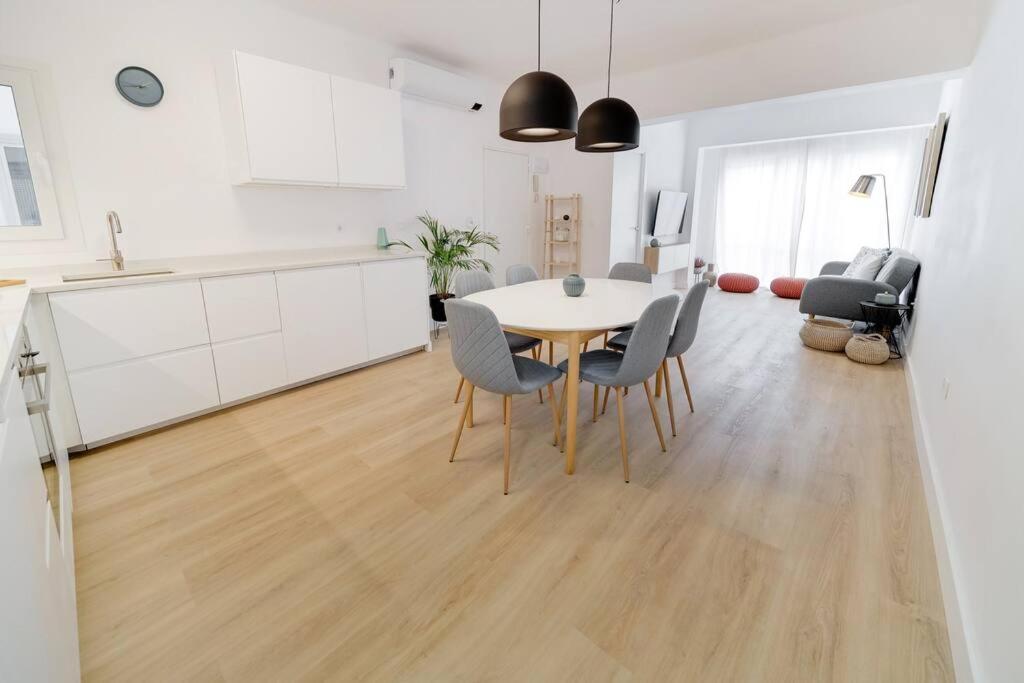 Esplendido Apartamento En El Centro マラガ エクステリア 写真